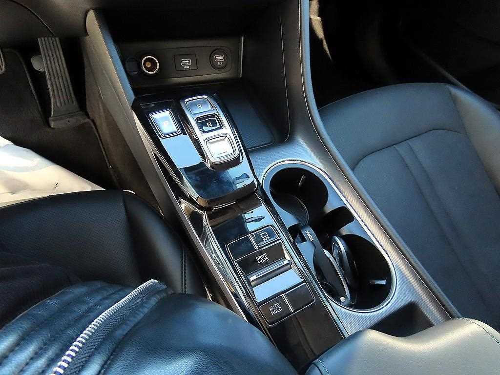 HYUNDAI Sonata - Vista 10