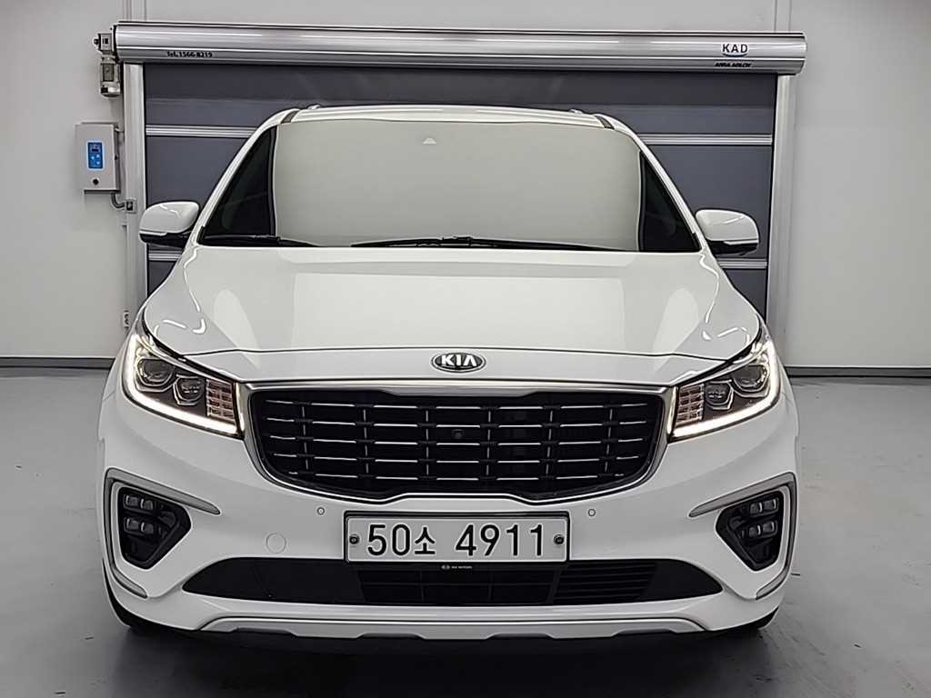 KIA Carnival - Vista 2