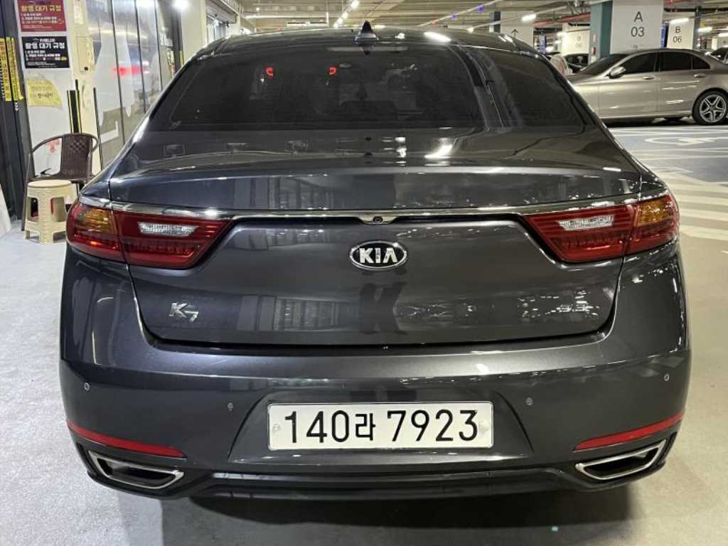 KIA K7 - Vista 4
