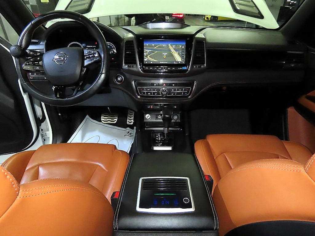 Ssangyong Rexton - Vista 10