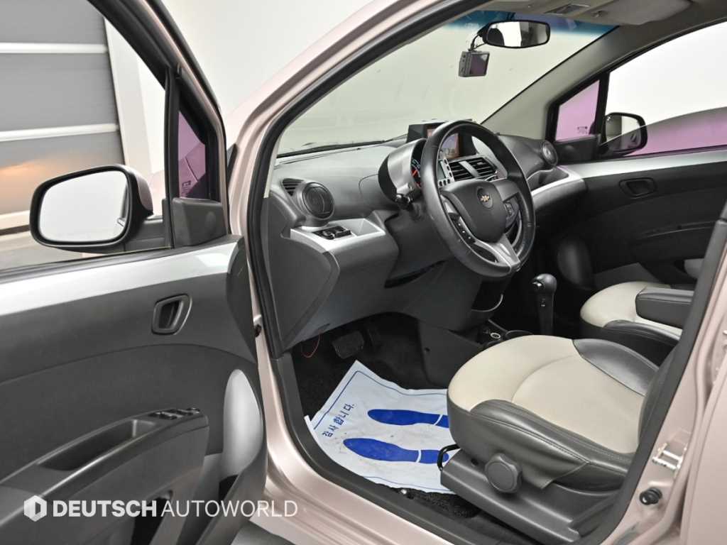 Chevrolet Spark - Vista 11