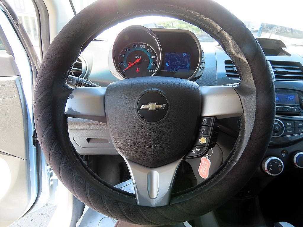 Chevrolet Spark - Vista 8