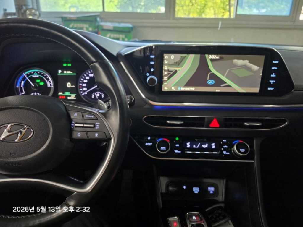 HYUNDAI Sonata - Vista 7