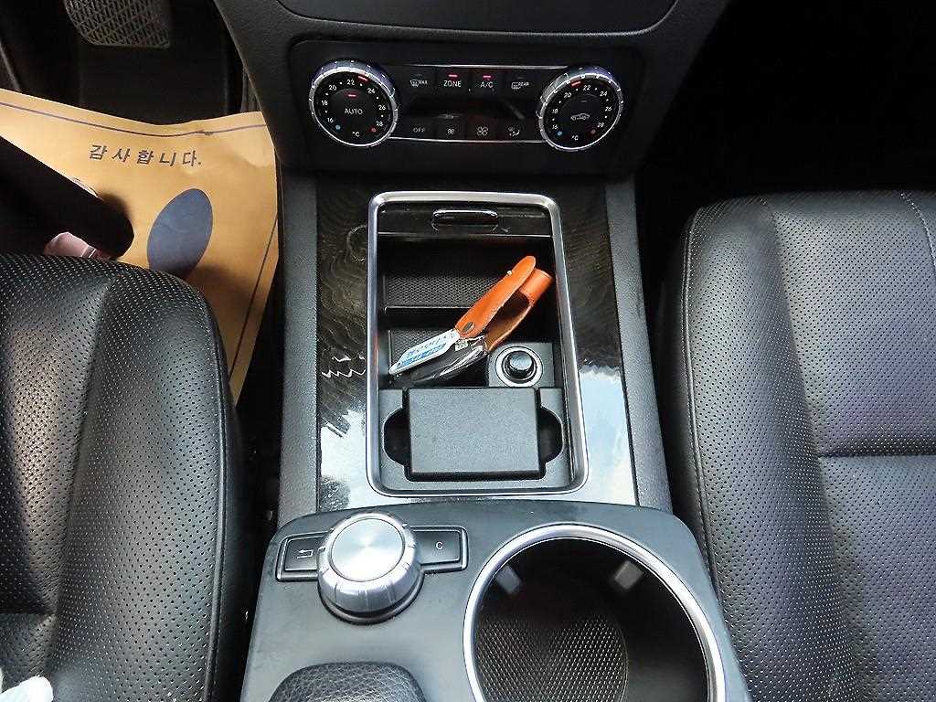 Mercedes Benz GLK Class - Vista 11