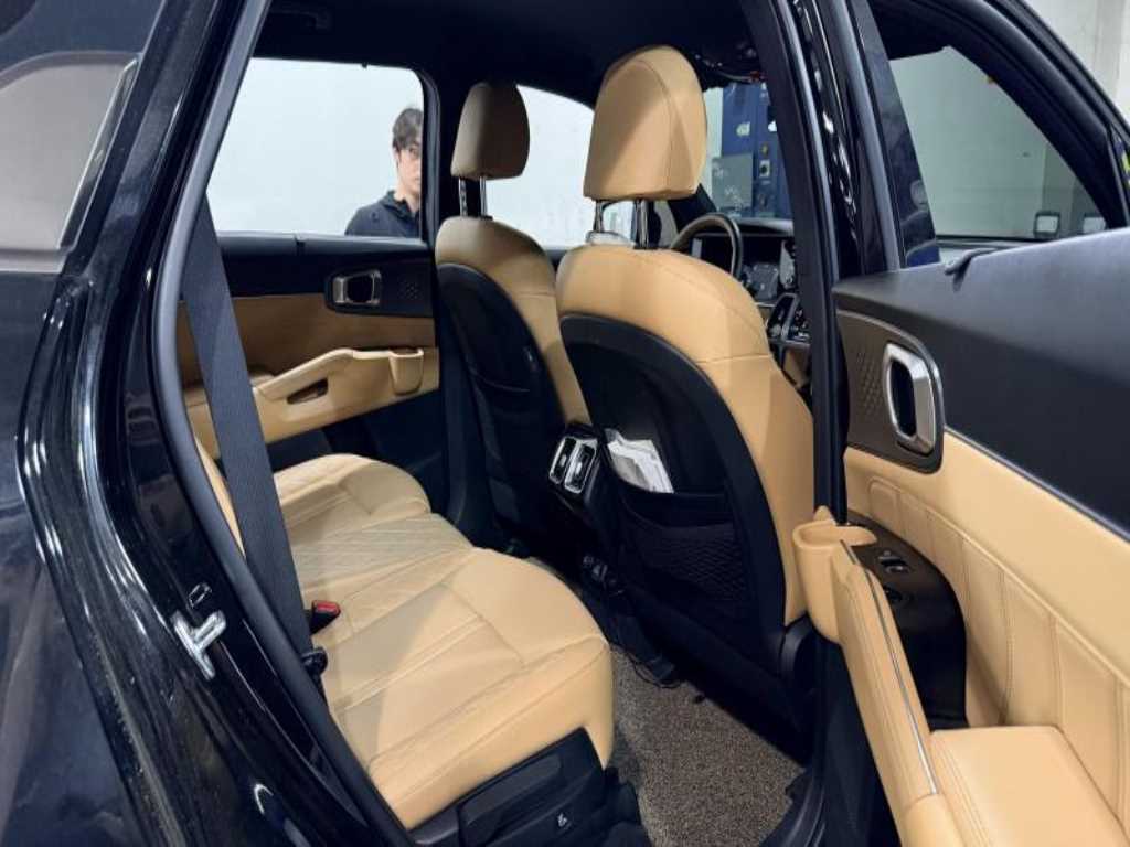 KIA Sorento - Vista 4
