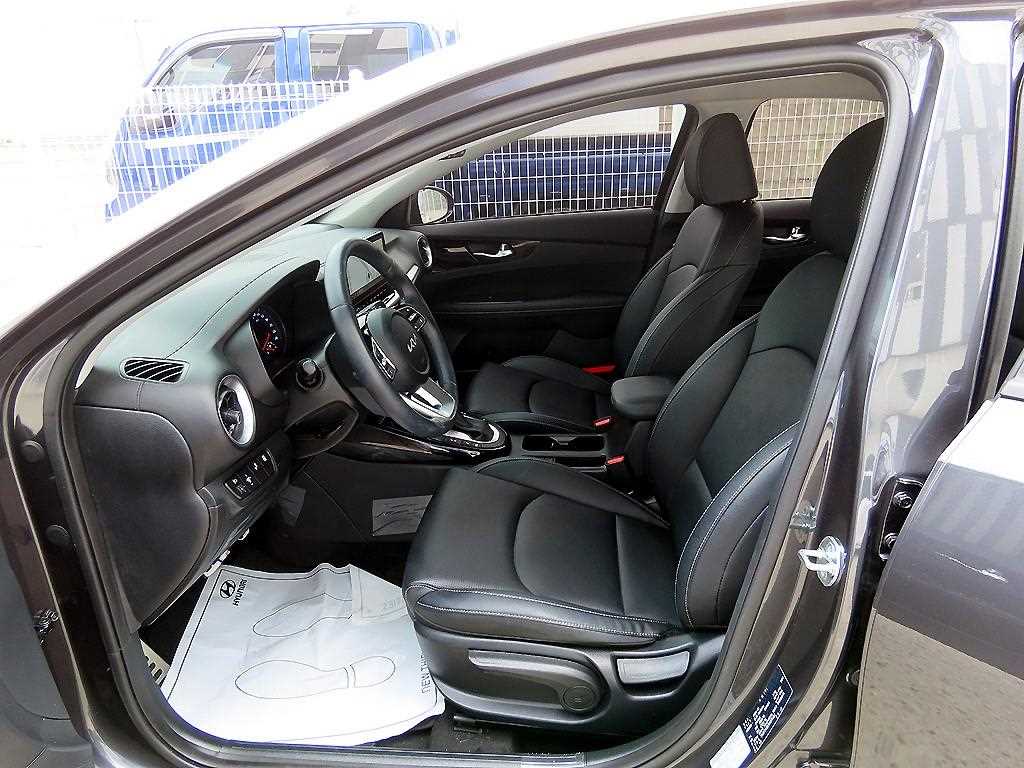 KIA K3 - Vista 5