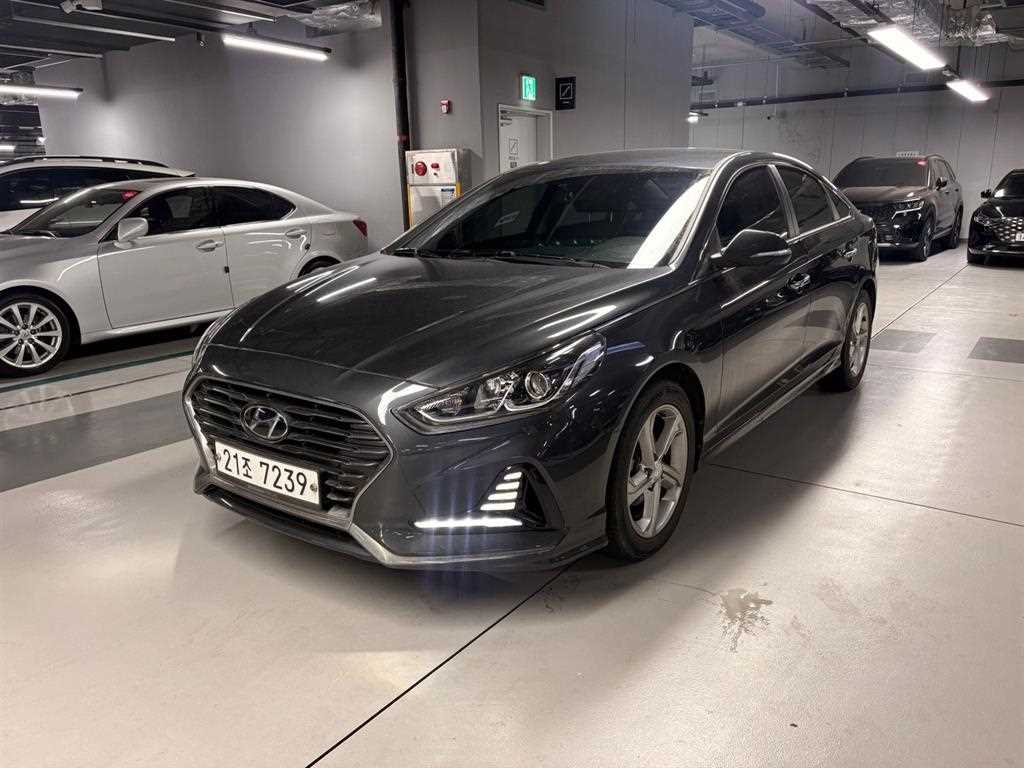 HYUNDAI Sonata - Vista 2