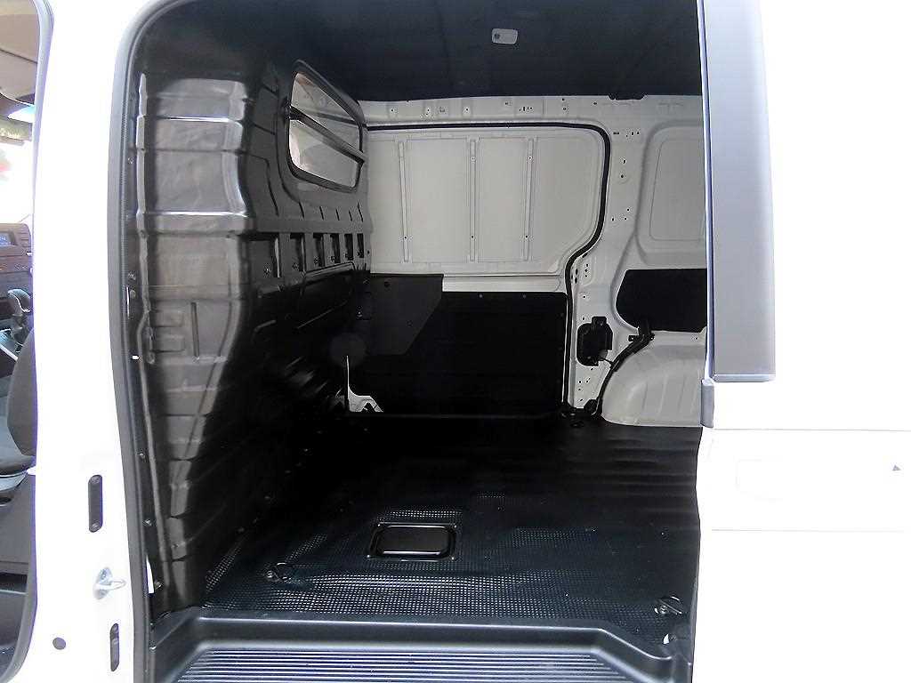 HYUNDAI Staria - Vista 6