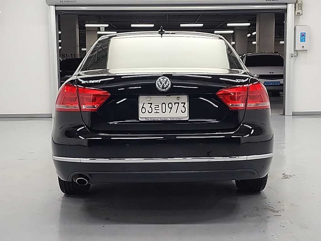 Volkswagen Passat - Vista 3