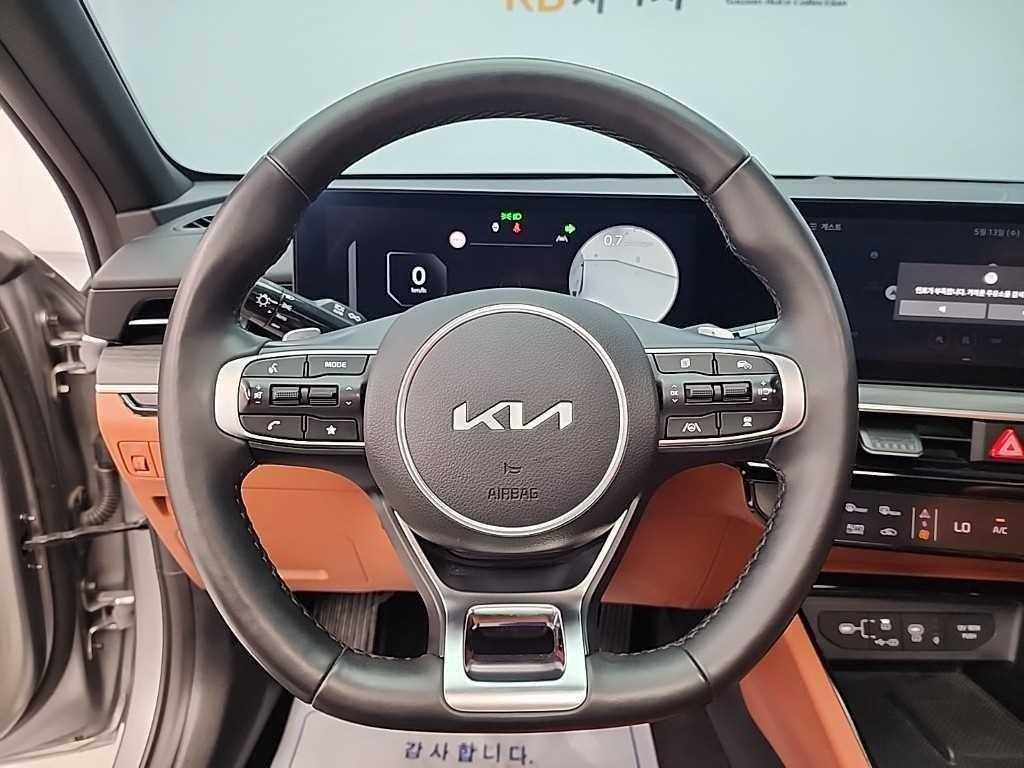 KIA K5 - Vista 9