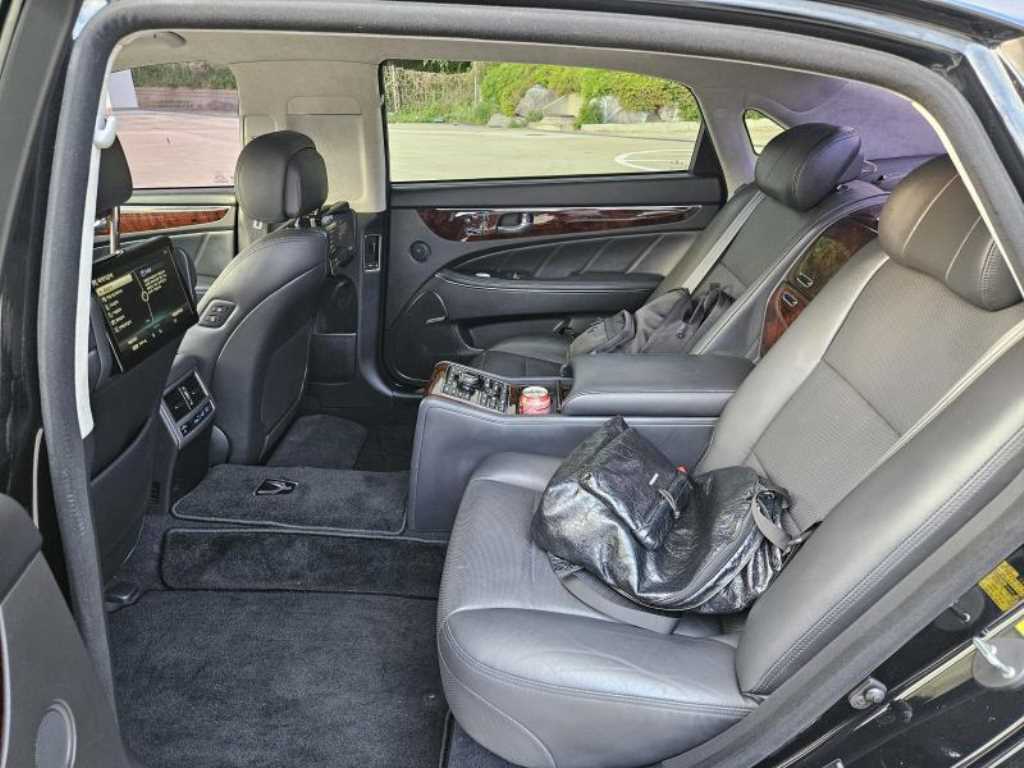 HYUNDAI Equus 2015 Negro - Importación desde Corea - HF Imports Iquique - Foto 16