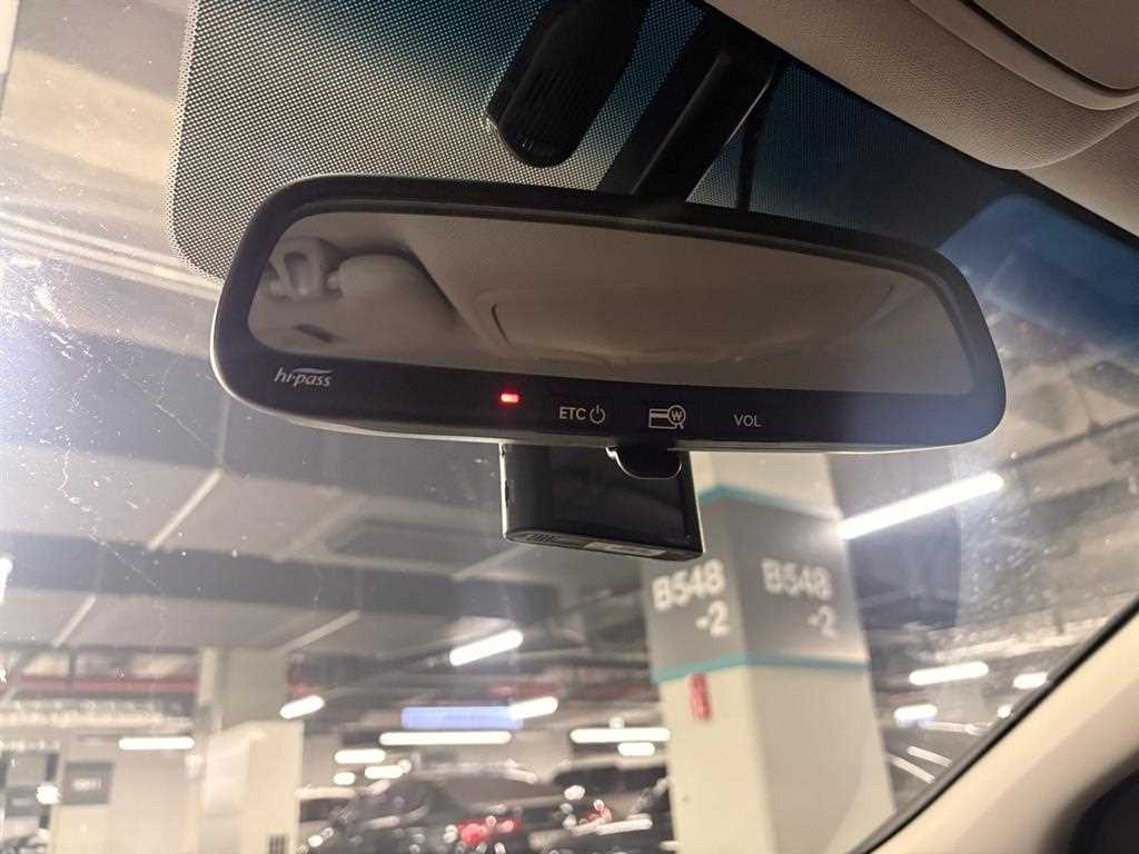HYUNDAI Sonata - Vista 11