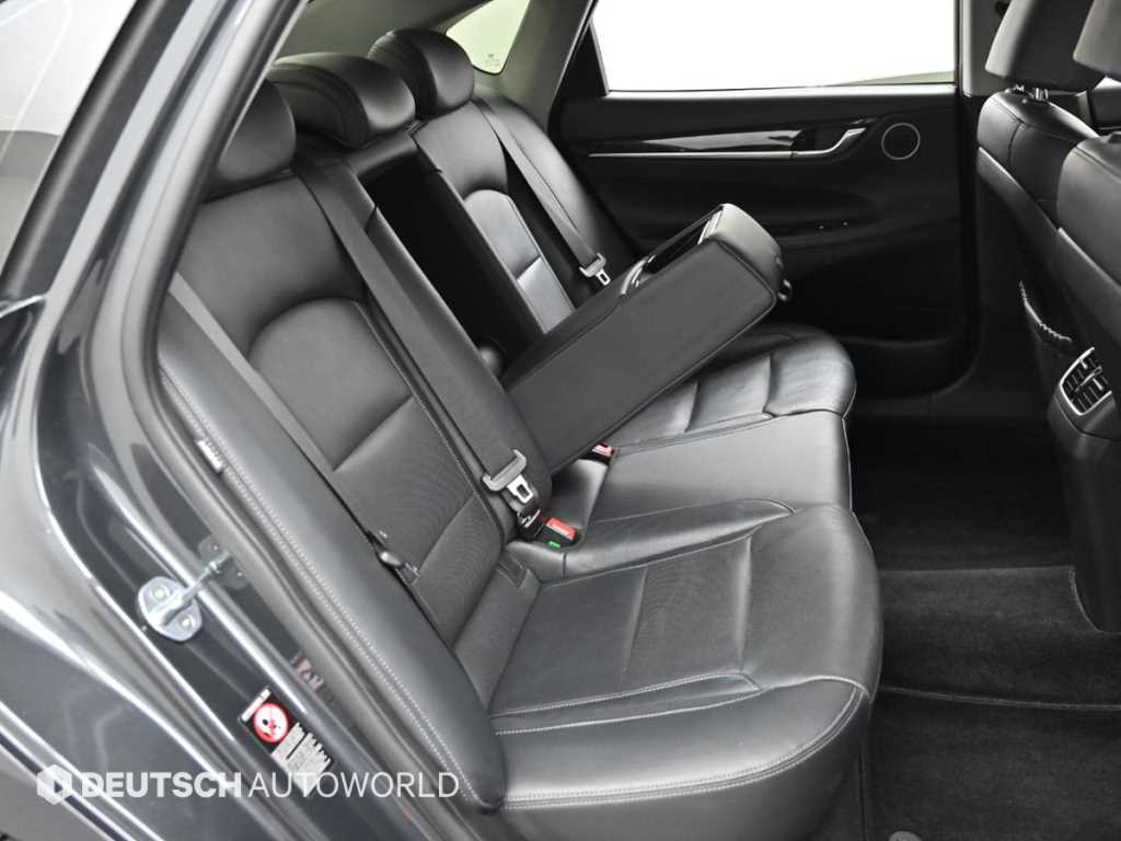 HYUNDAI Grandeur - Vista 12