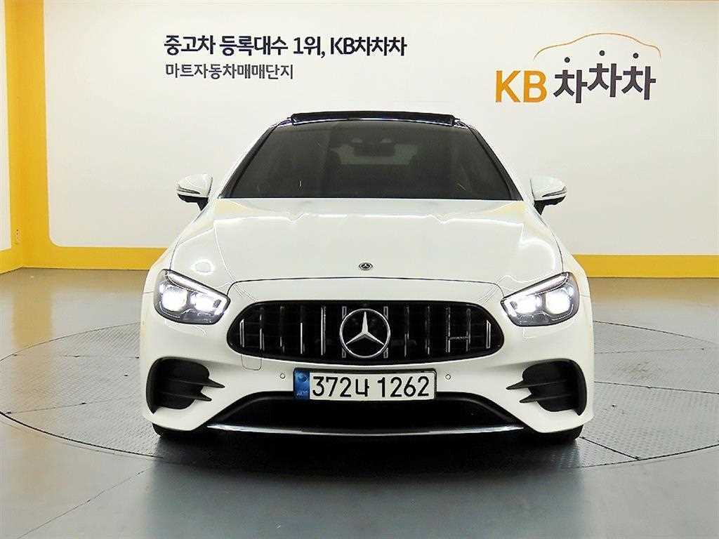 Mercedes Benz E class 2022 Blanco - Importación desde Corea - HF Imports Iquique - Foto 1