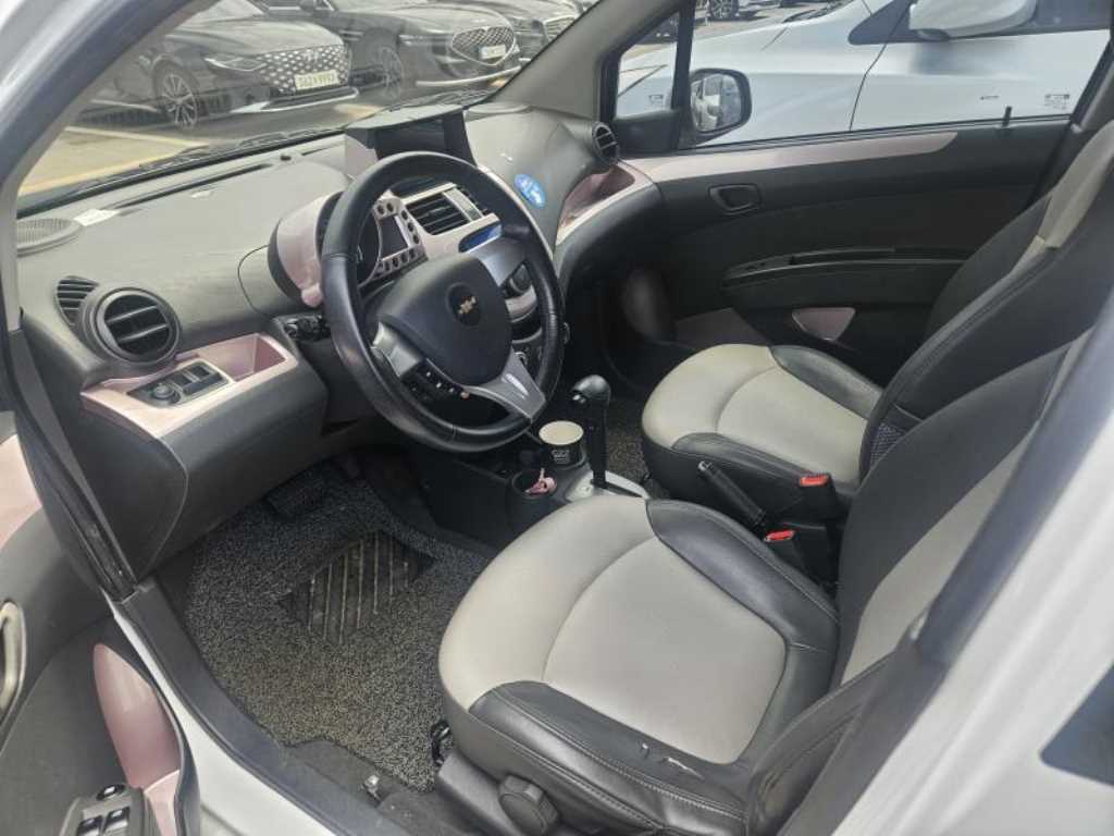 Chevrolet Spark - Vista 8