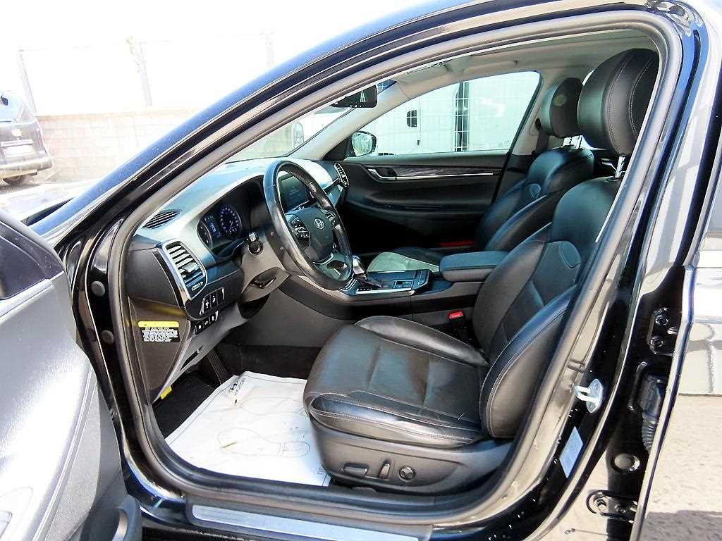 HYUNDAI Grandeur - Vista 5