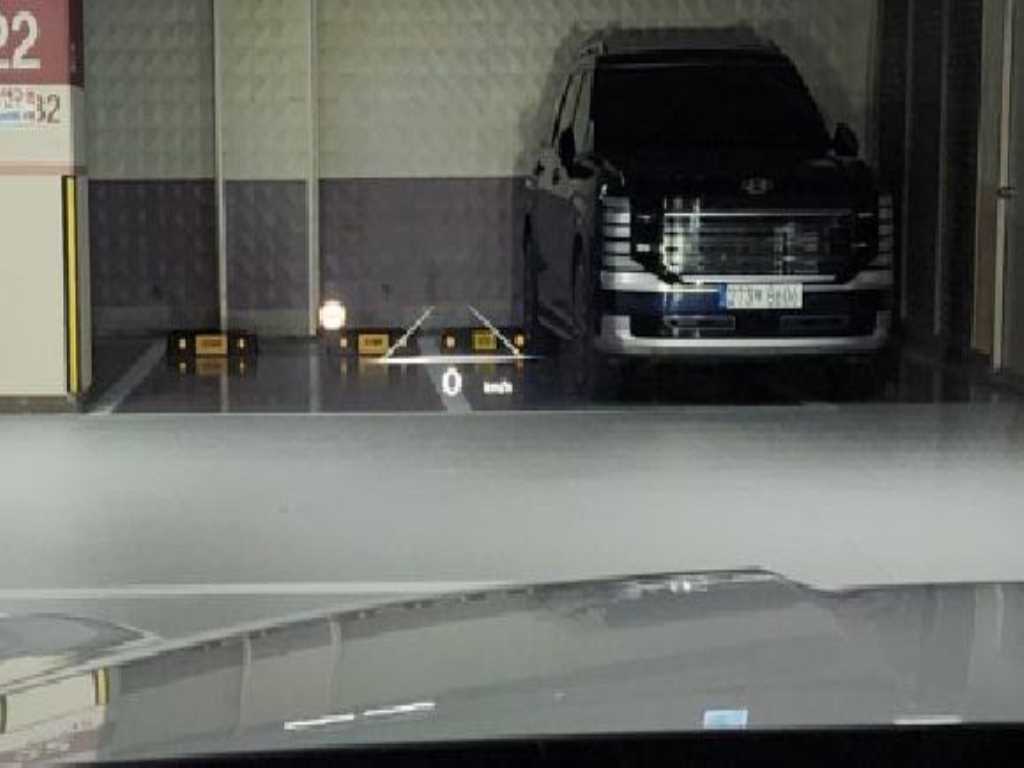 Genesis GV70 2025 Blanco - Importación desde Corea - HF Imports Iquique - Foto 16