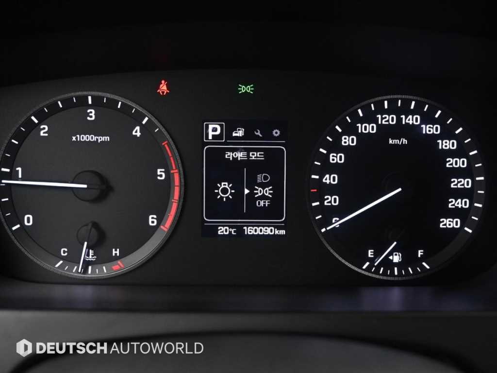 HYUNDAI Sonata - Vista 8