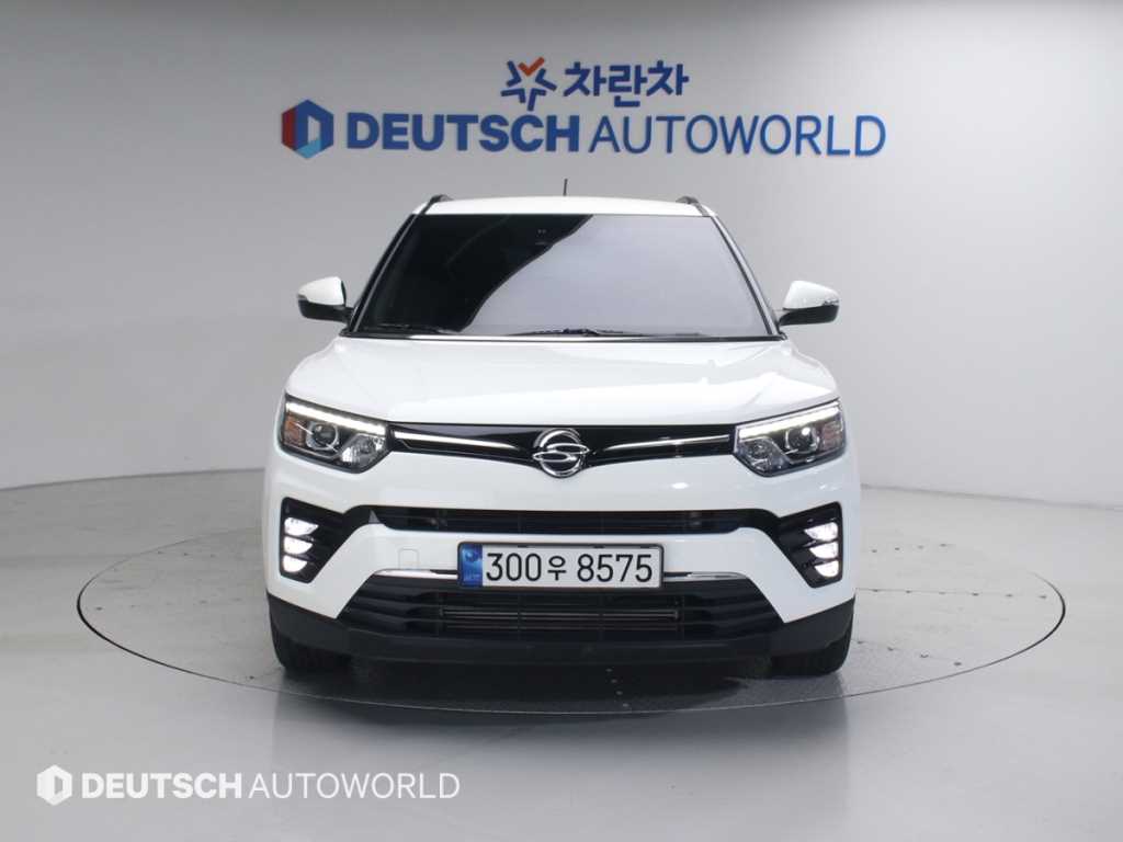 Ssangyong Tivoli - Vista 3
