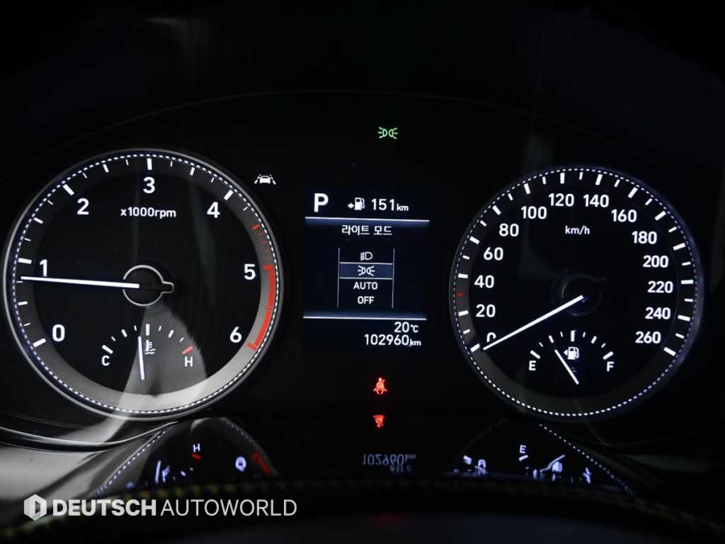 HYUNDAI Grandeur - Vista 8