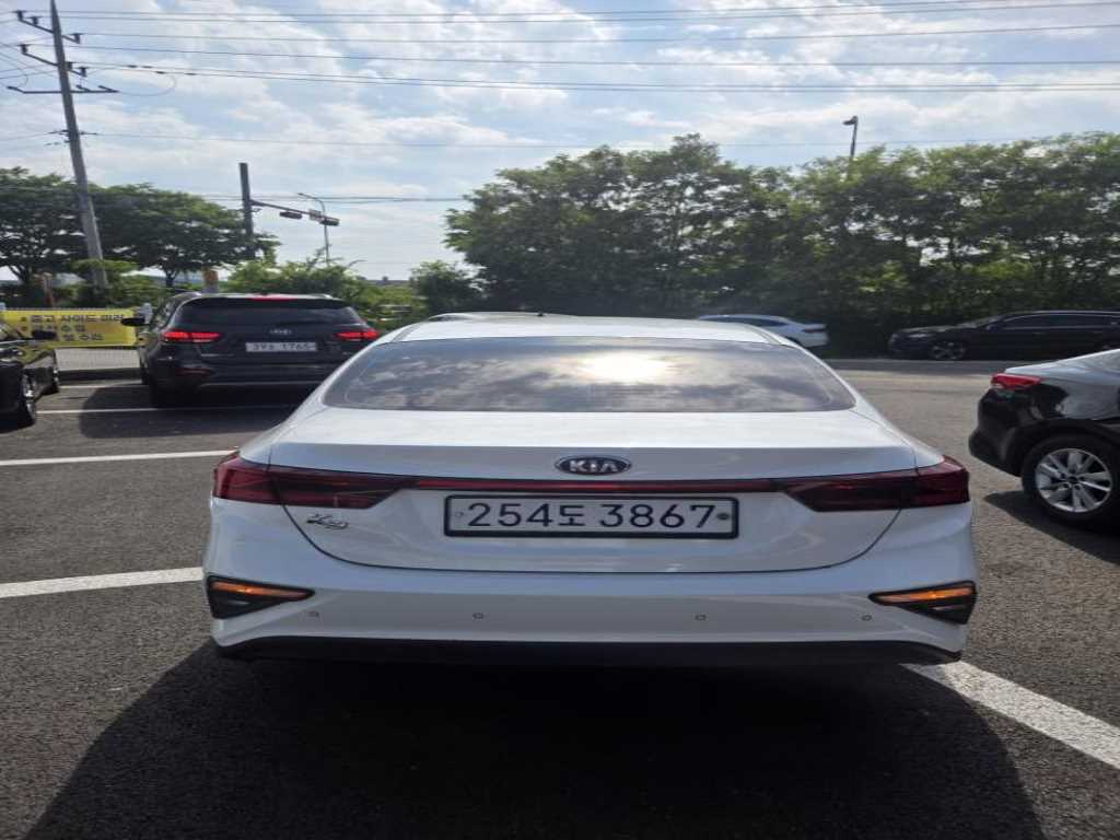 KIA K3 - Vista 3