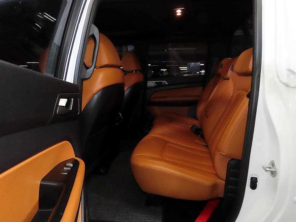 Ssangyong Rexton - Vista 7