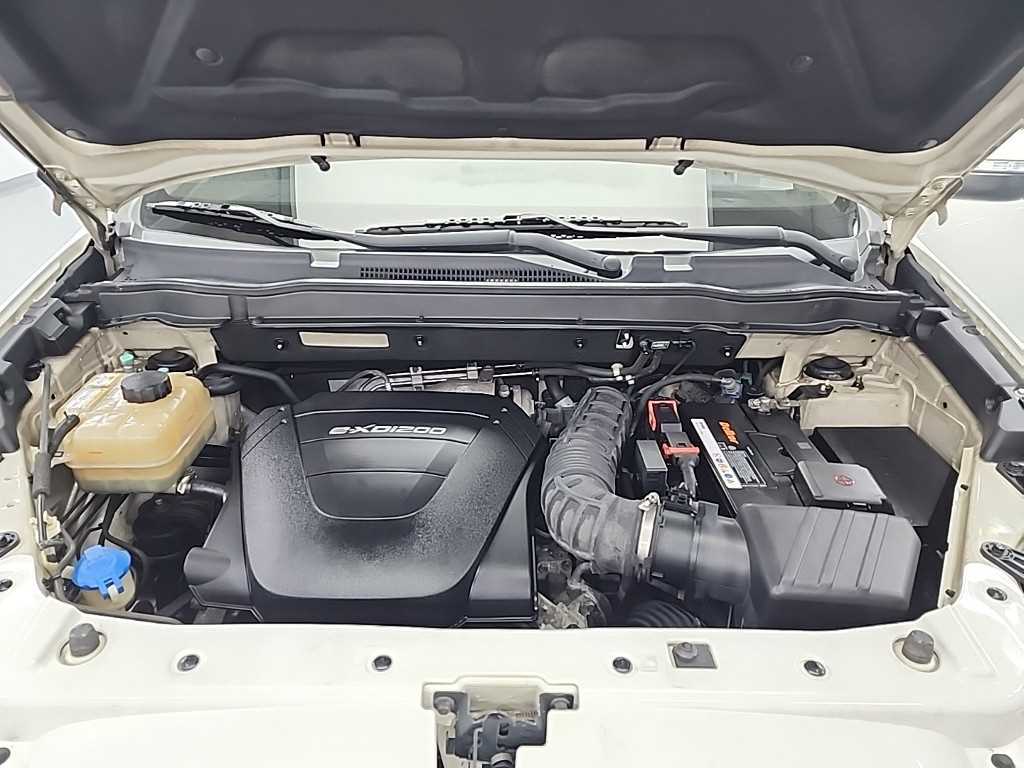 Ssangyong Korando - Vista 5