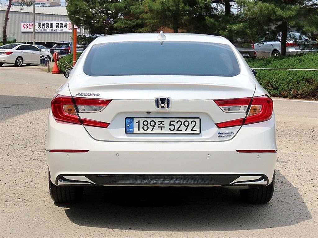 Honda Accord - Vista 4