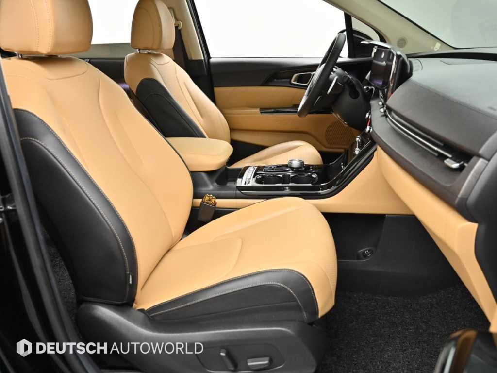 KIA Carnival - Vista 10
