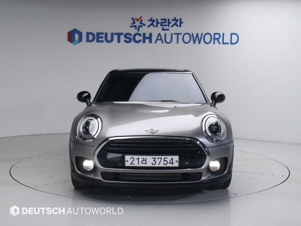 Mini Clubman - Vista 3