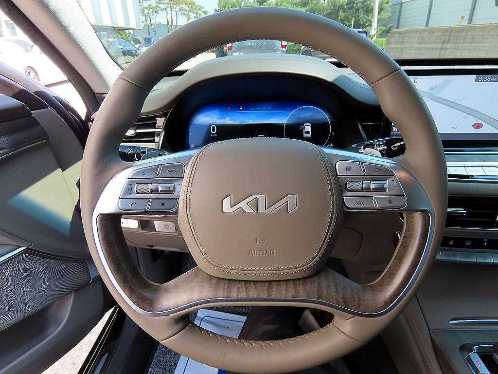 KIA K9 - Vista 8