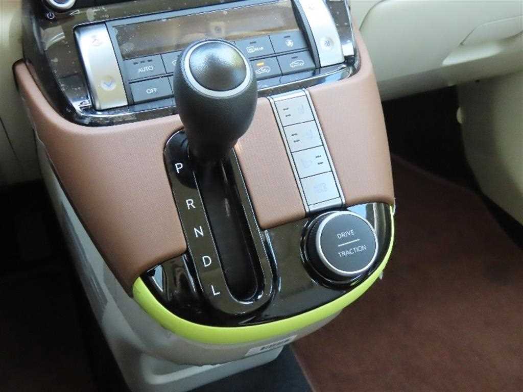 HYUNDAI Casper - Vista 6