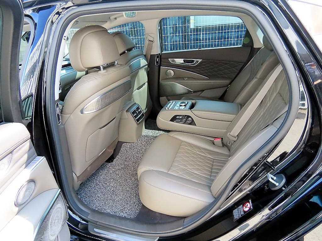 KIA K9 - Vista 6