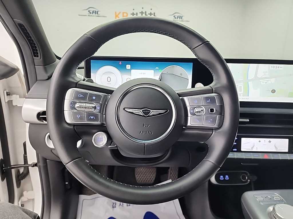 Genesis GV60 - Vista 9
