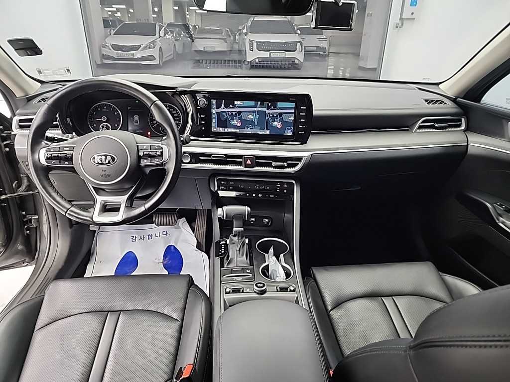 KIA K5 - Vista 7