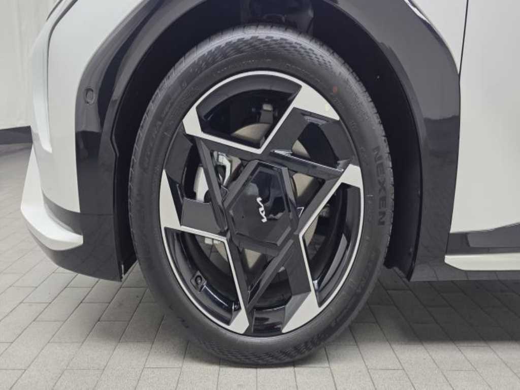 KIA EV4 - Vista 5