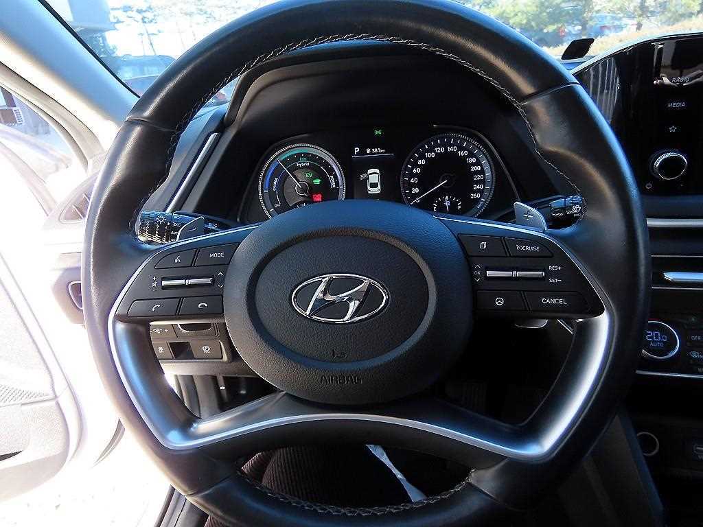 HYUNDAI Sonata - Vista 8