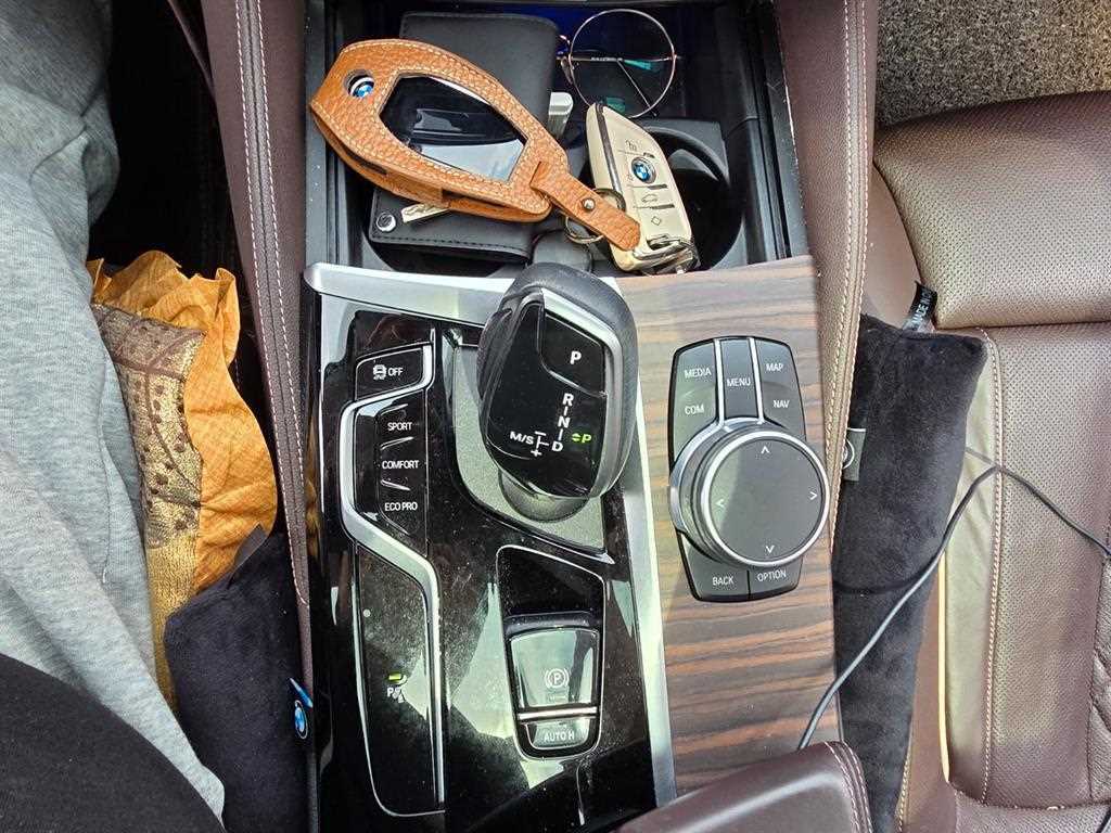 BMW 5 Series - Vista 11