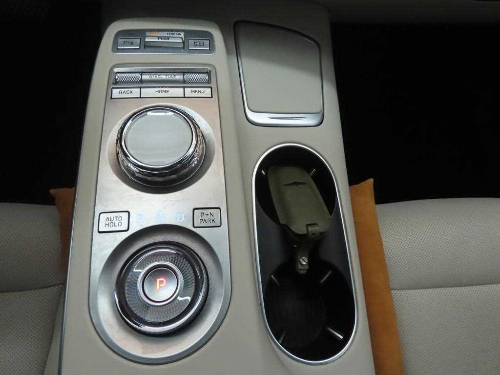 Genesis GV70 - Vista 12