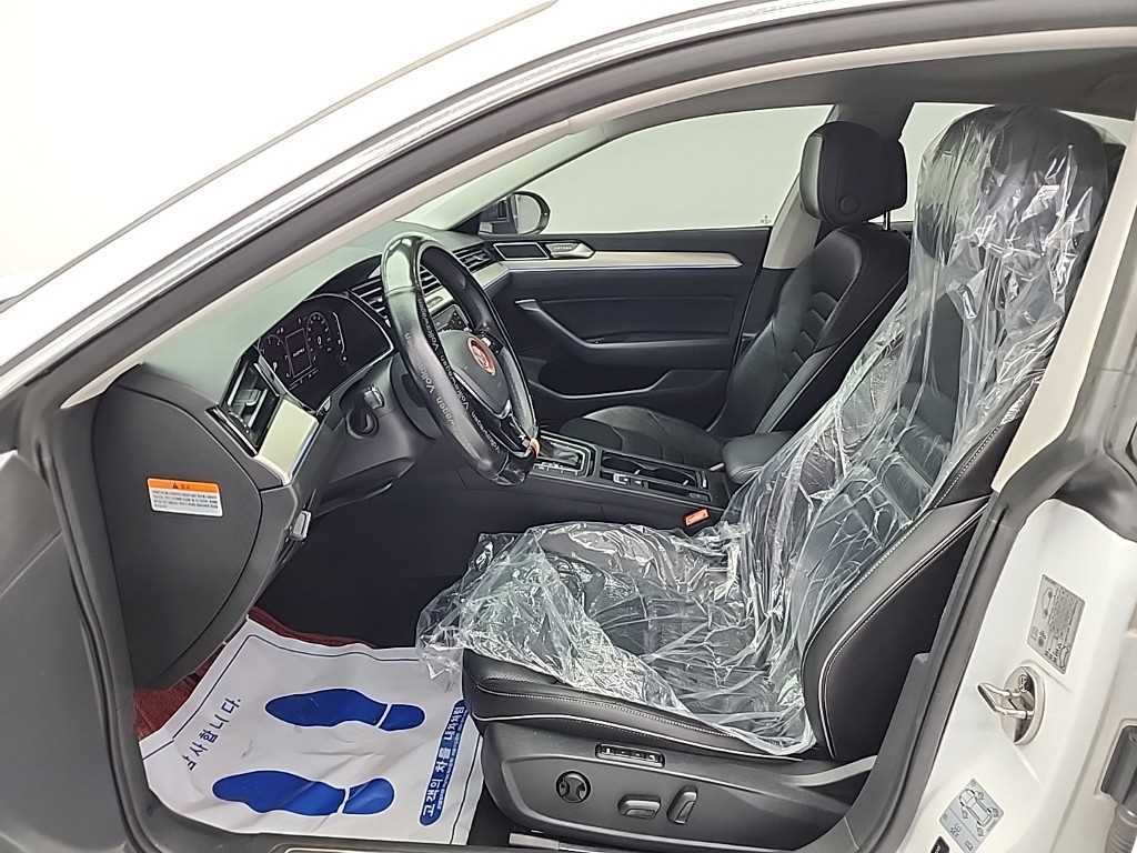 Volkswagen Arteon - Vista 11