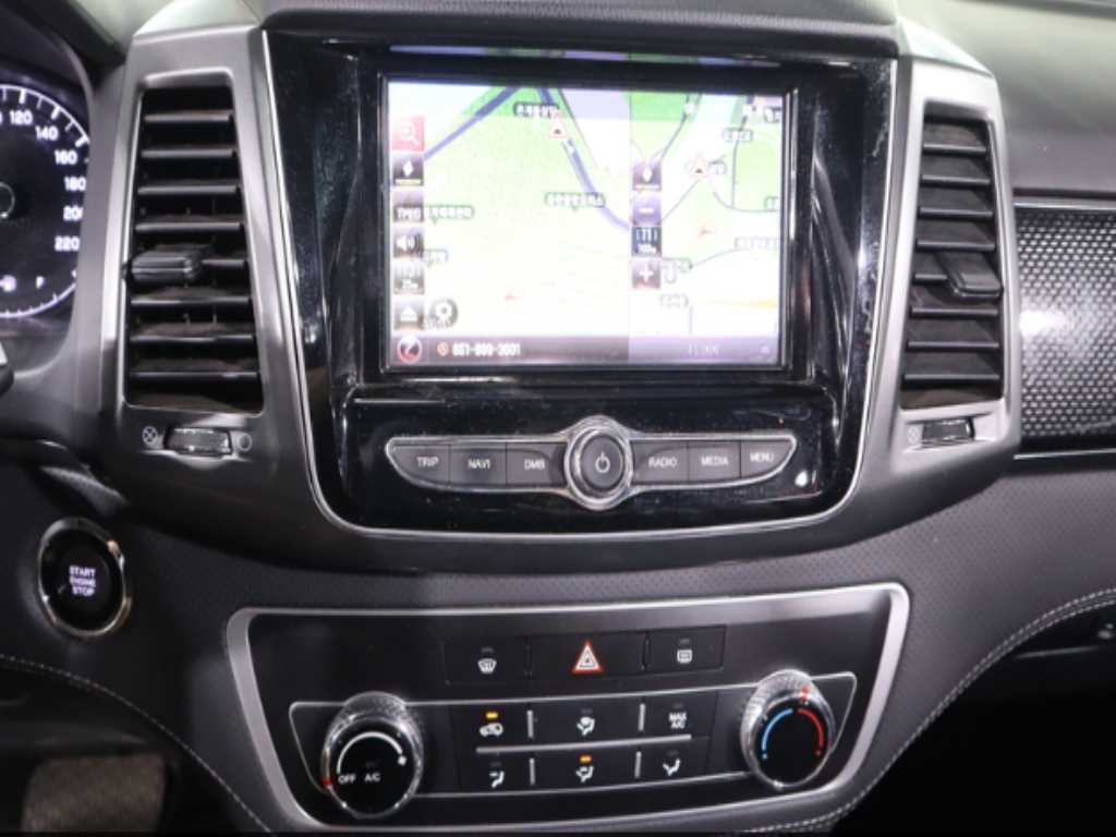 Ssangyong Rexton - Vista 7