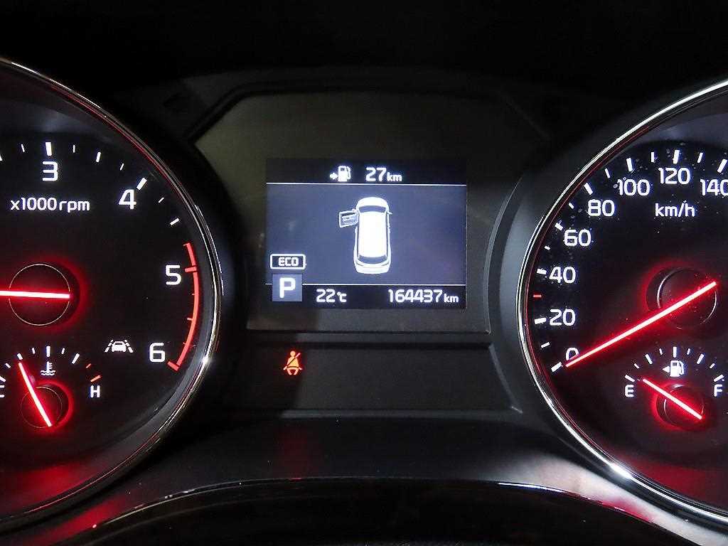 KIA Carnival - Vista 9