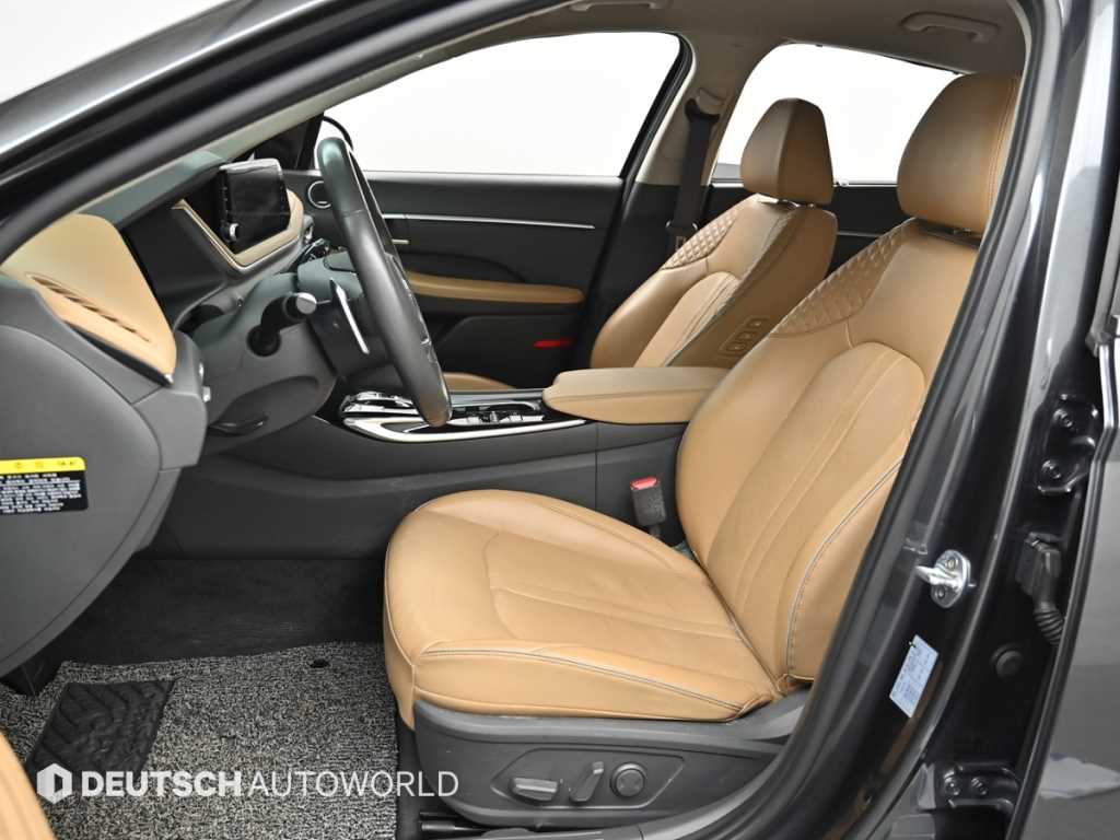 HYUNDAI Sonata - Vista 8