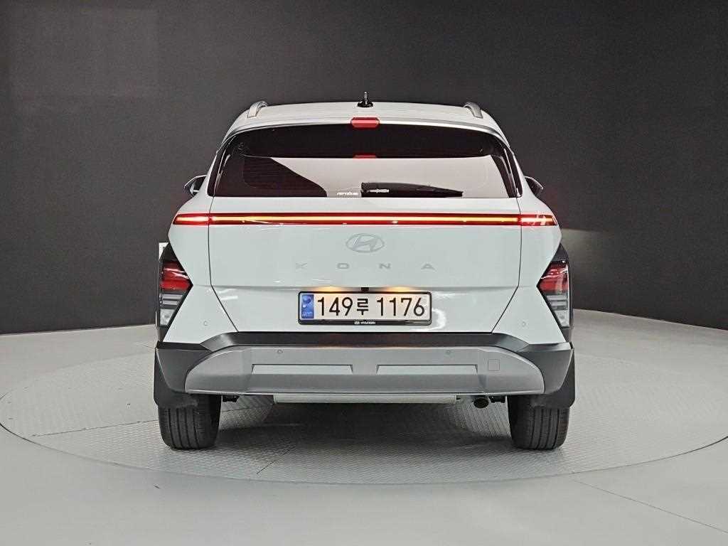 HYUNDAI Kona - Vista 3