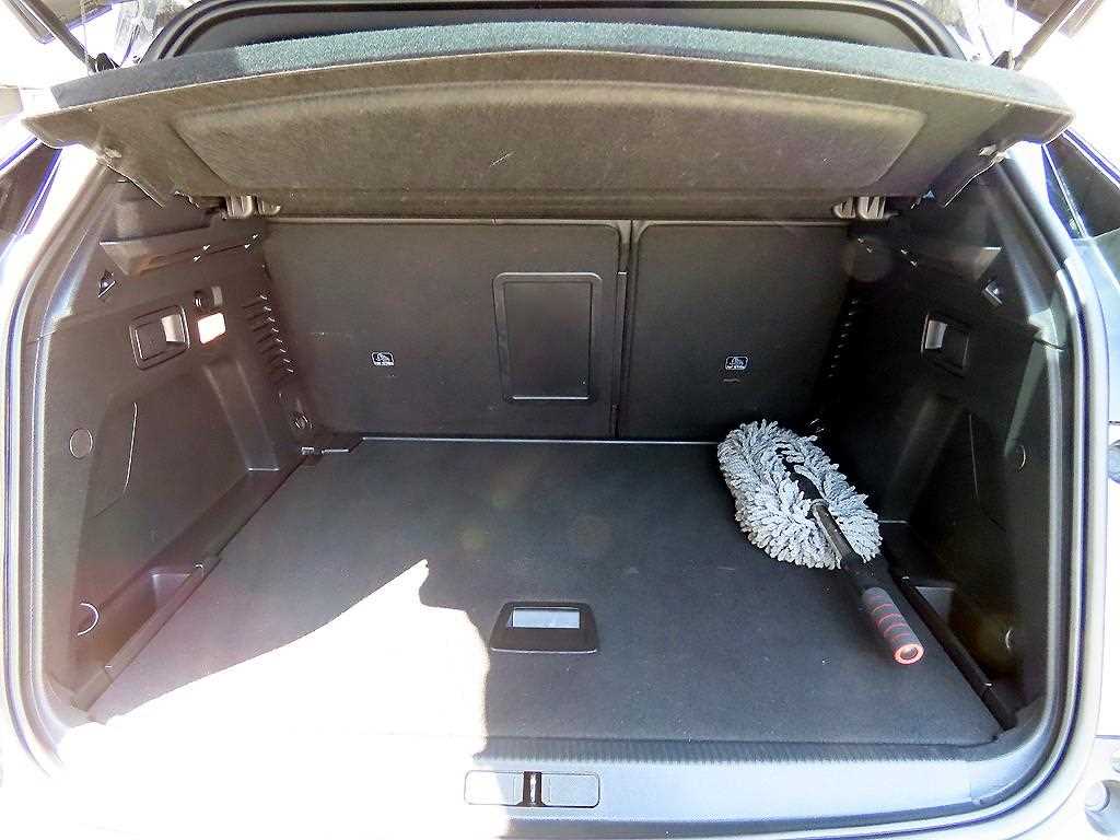 Peugeot 3008 2022 Gris - Importación desde Corea - HF Imports Iquique - Foto 18