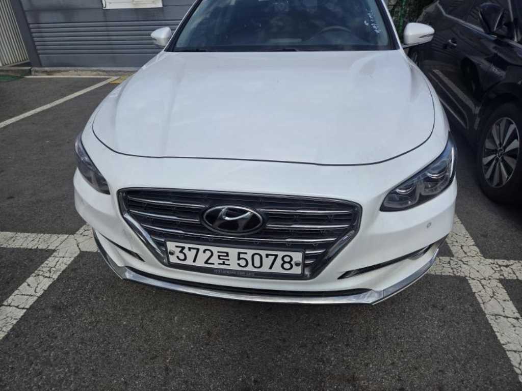 HYUNDAI Grandeur - Vista 2