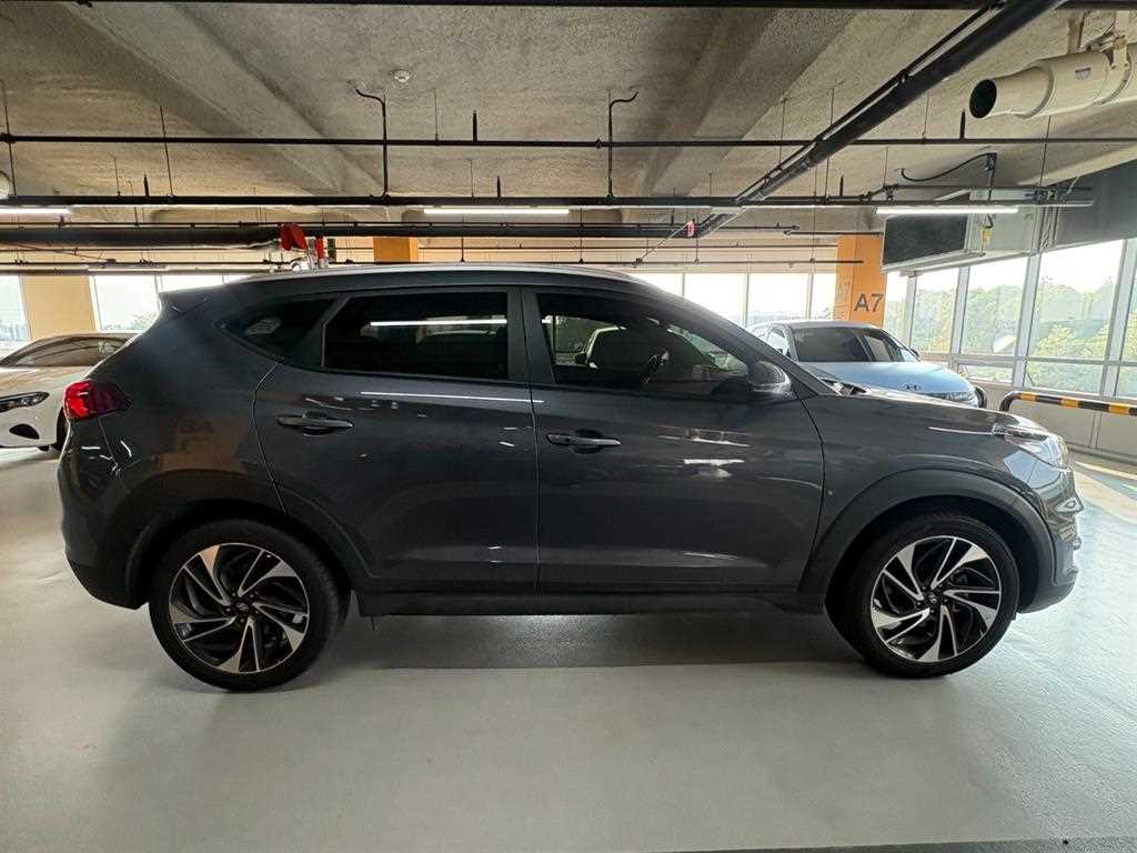 HYUNDAI Tucson - Vista 7