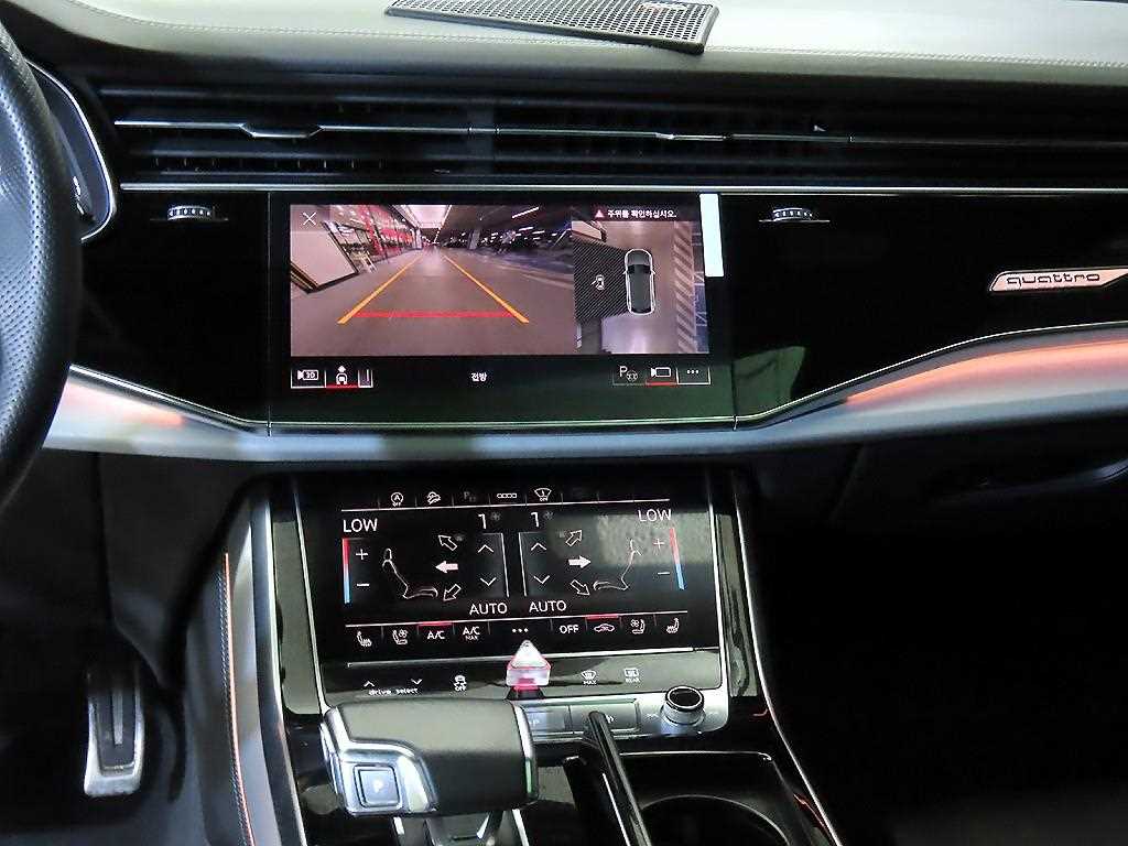Audi Q8 - Vista 11