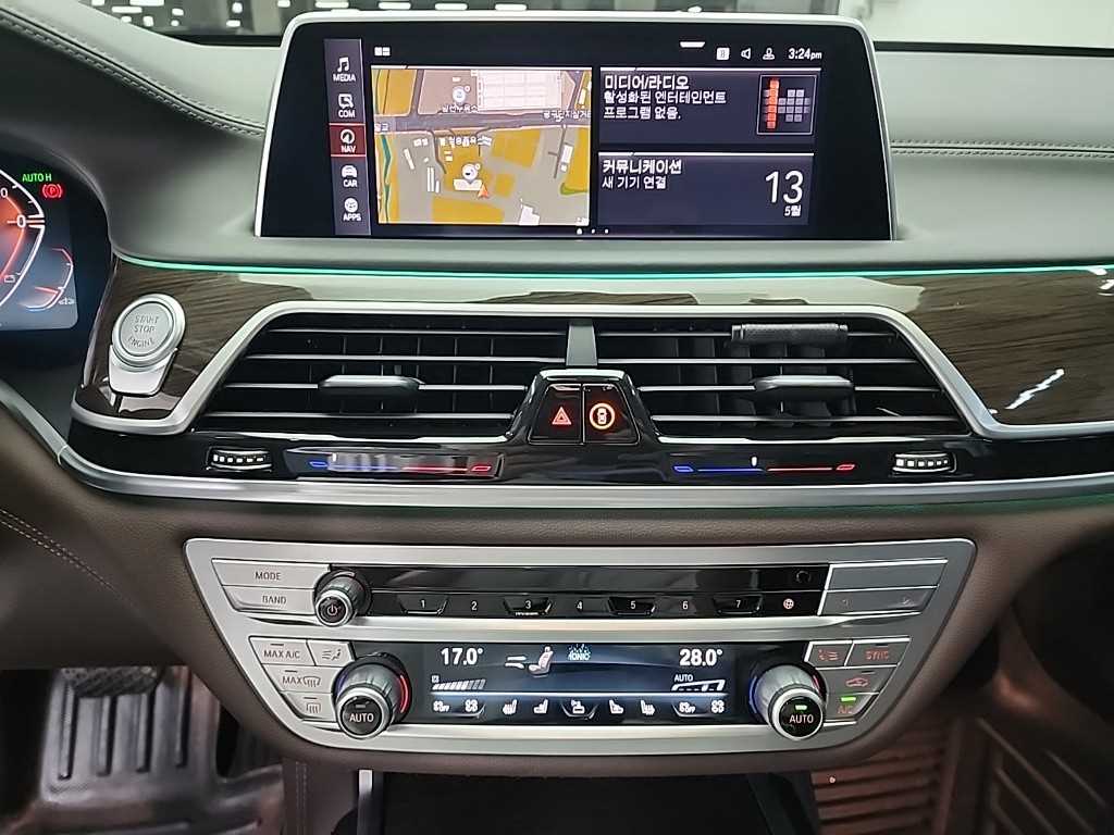 BMW 7 Series - Vista 10