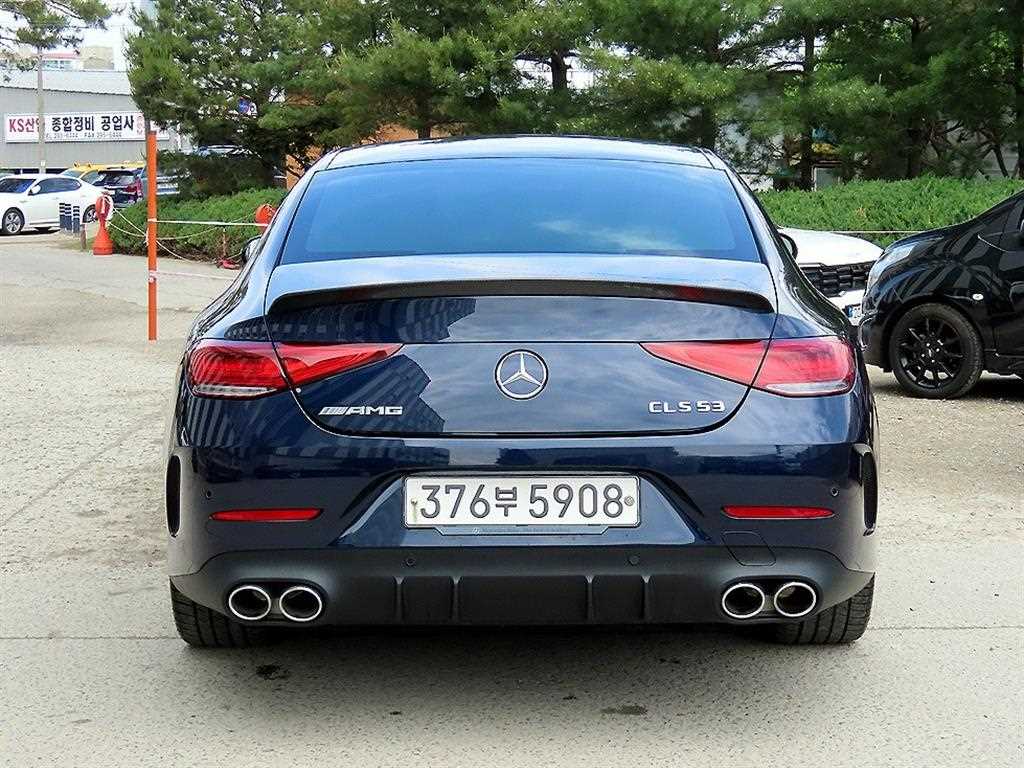Mercedes Benz CLS Class - Vista 5